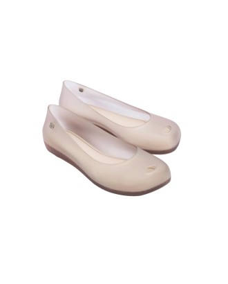 NOVA MELISSA ULTRAGIRL AD